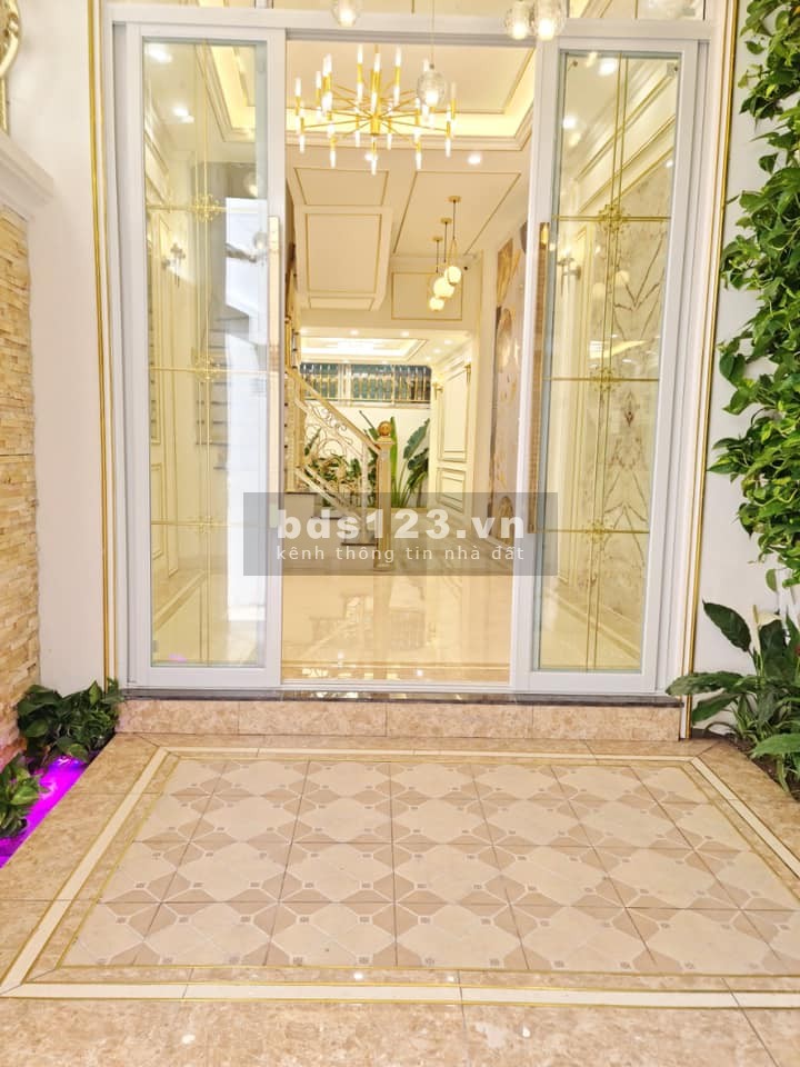 Siêu phẩm! Kim Mã Quận Ba Đình lô góc, 3 mặt thoáng, dt 48m2, 5 tầng, cách phố 50m