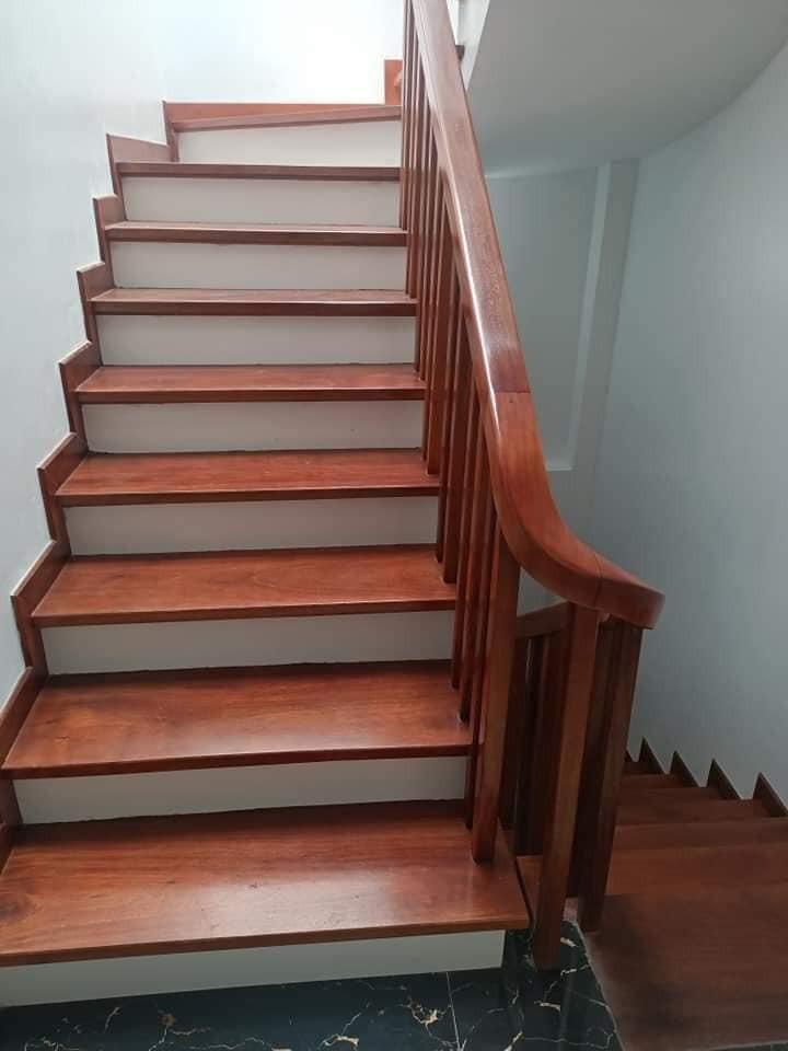 Bán nhà mặt Đào Tấn diện tích 50m2, kết cấu 5 tầng đúc, giá đầu tư