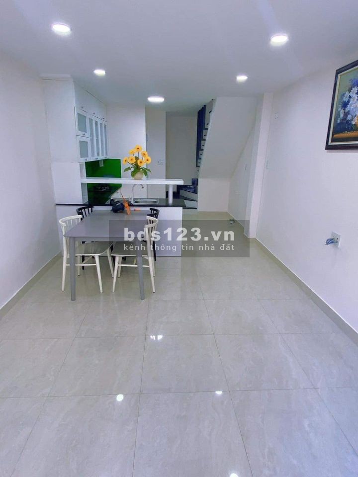 Hẻm xe hơi đường Lũy Bán Bích, nhà mới đẹp vào ở ngay…