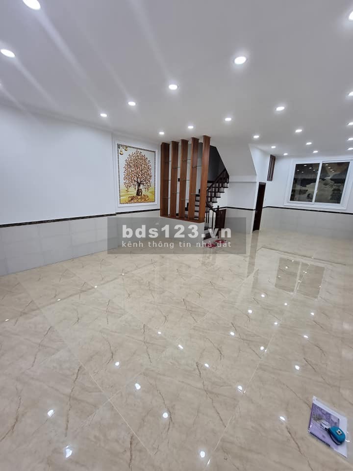 Phân lô Trung Kính đường 2 ô tô tránh, dt 57m2, 5 tầng, kiên cố chỉ 14.1 tỷ