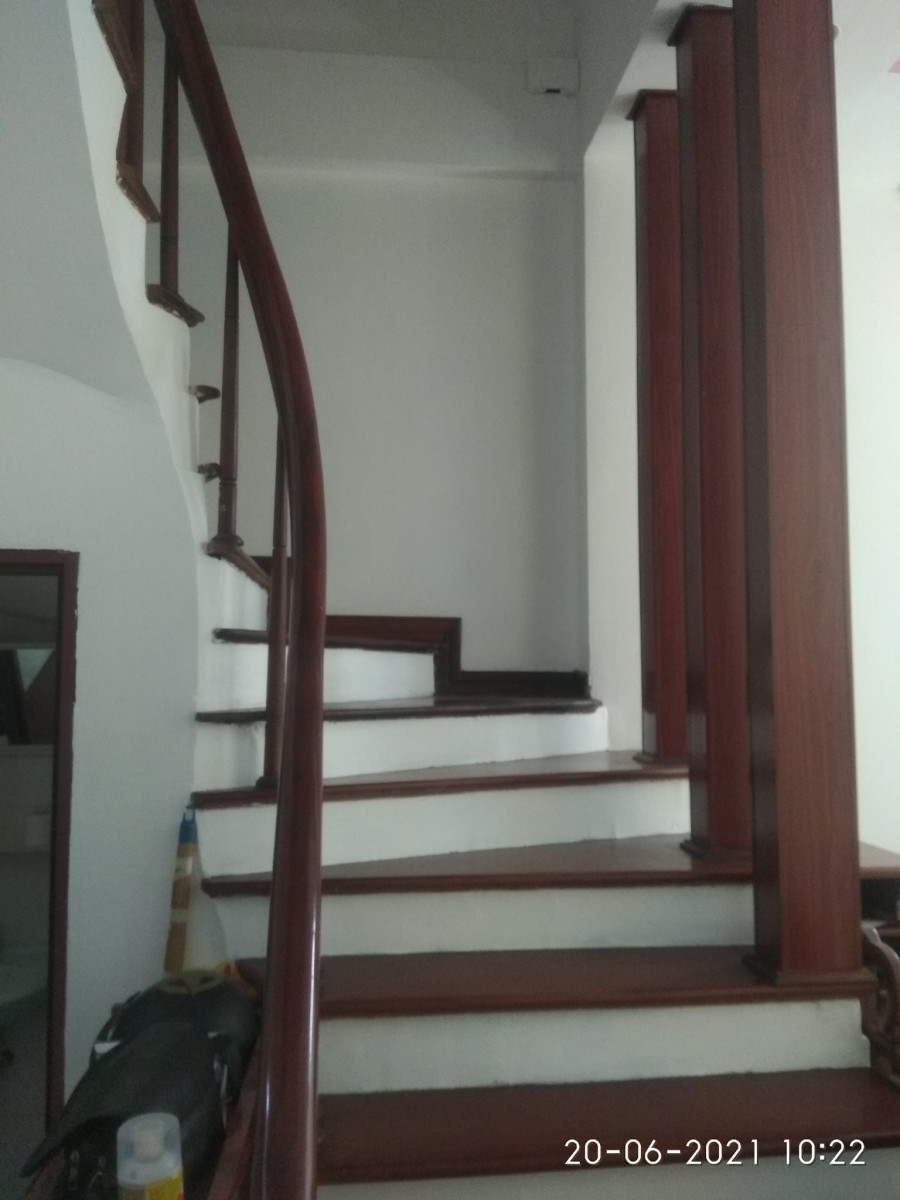 Bán Nhà Vũ Tông Phan 45m2, Nhà Đẹp, Gần Phố, Ô Tô Đỗ Cửa, Kinh Doanh Giá 5.5 Tỷ