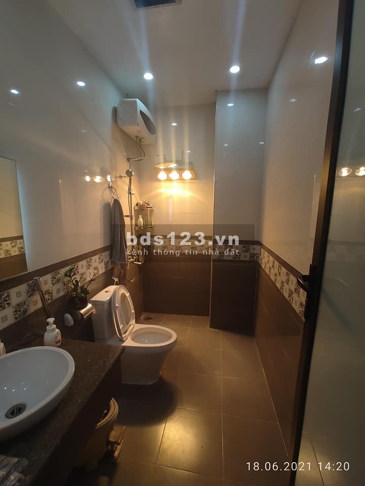 Nhà 3 tầng cực chất tại Sở Dầu, Hồng Bàng kinh doanh dễ dàng đường 31m, giá chỉ 5,7 tỷ