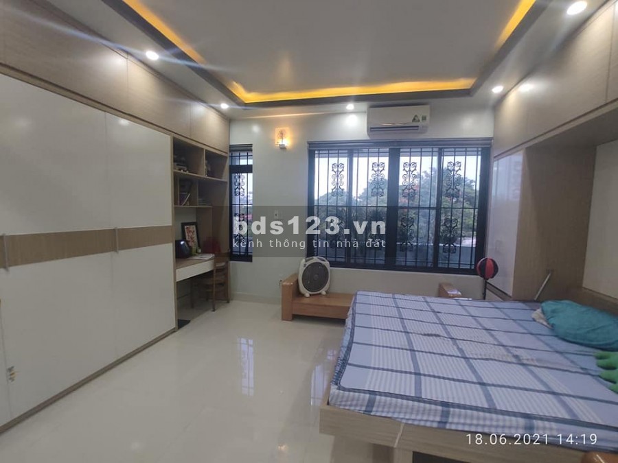 Nhà 3 tầng cực chất tại Sở Dầu, Hồng Bàng kinh doanh dễ dàng đường 31m, giá chỉ 5,7 tỷ