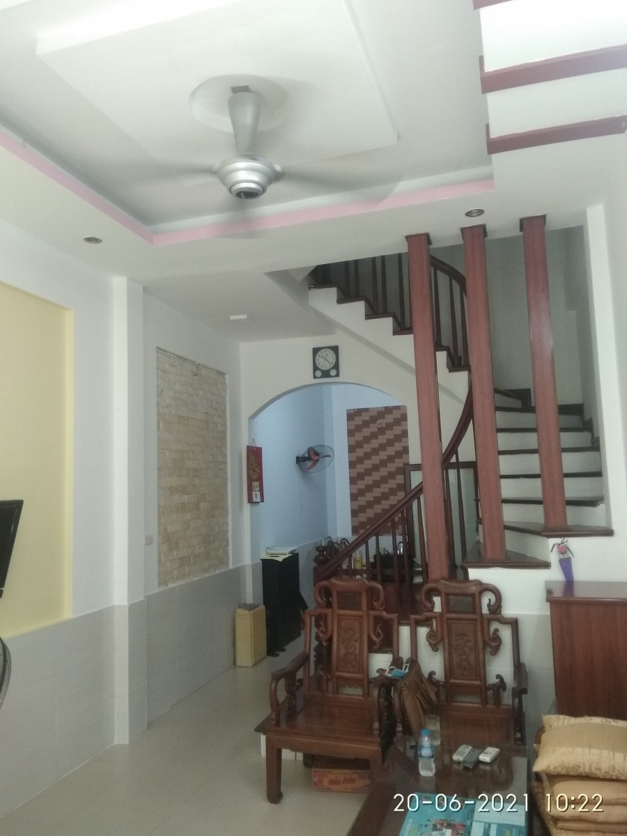 Bán Nhà Vũ Tông Phan 45m2, Nhà Đẹp, Gần Phố, Ô Tô Đỗ Cửa, Kinh Doanh Giá 5.5 Tỷ