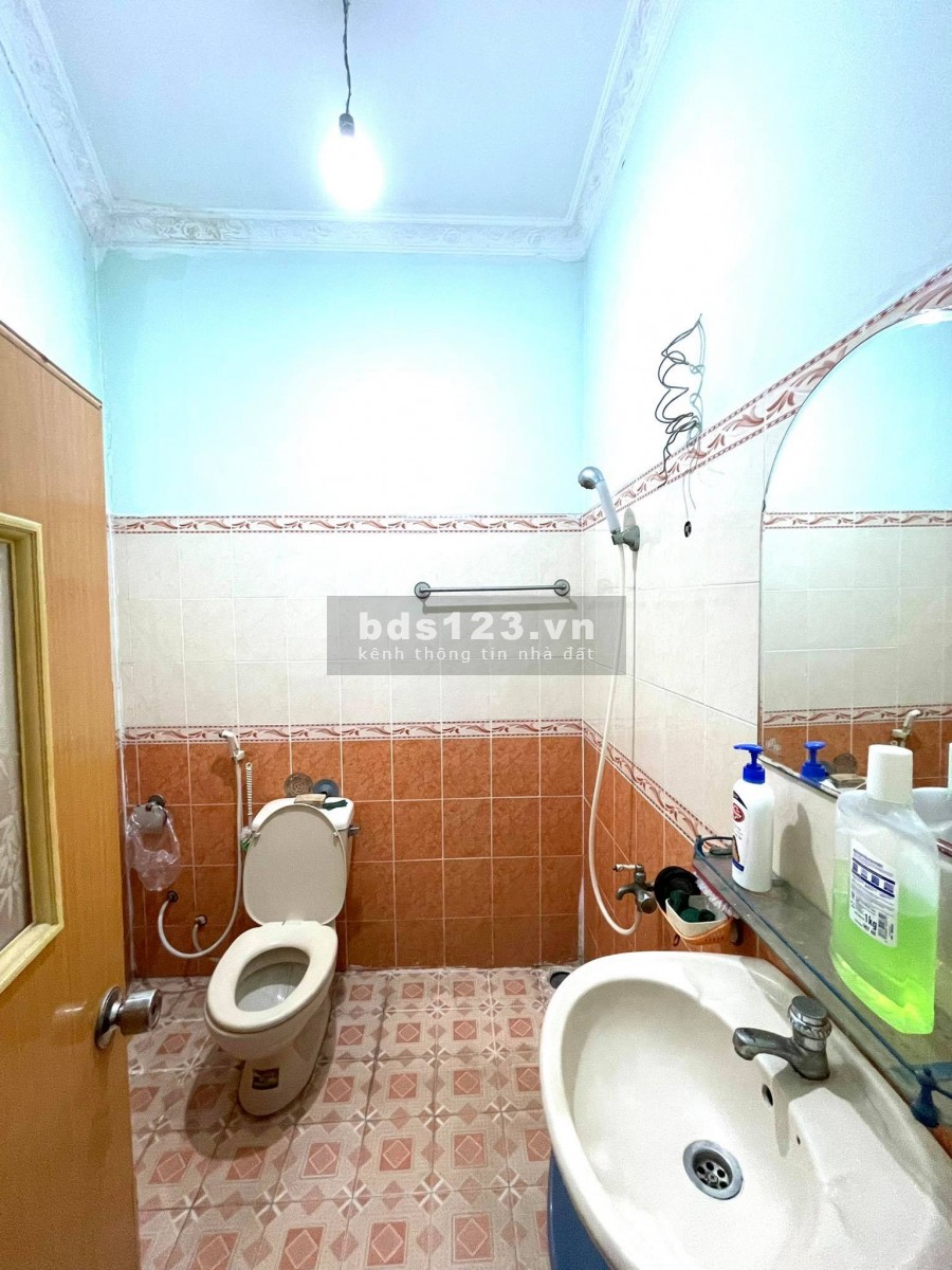 DIỆN TÍCH KHỦNG - CHỦ ĐI MỸ ĐỊNH CƯ BÁN GẤP - GIÁ 4 TỶ 5