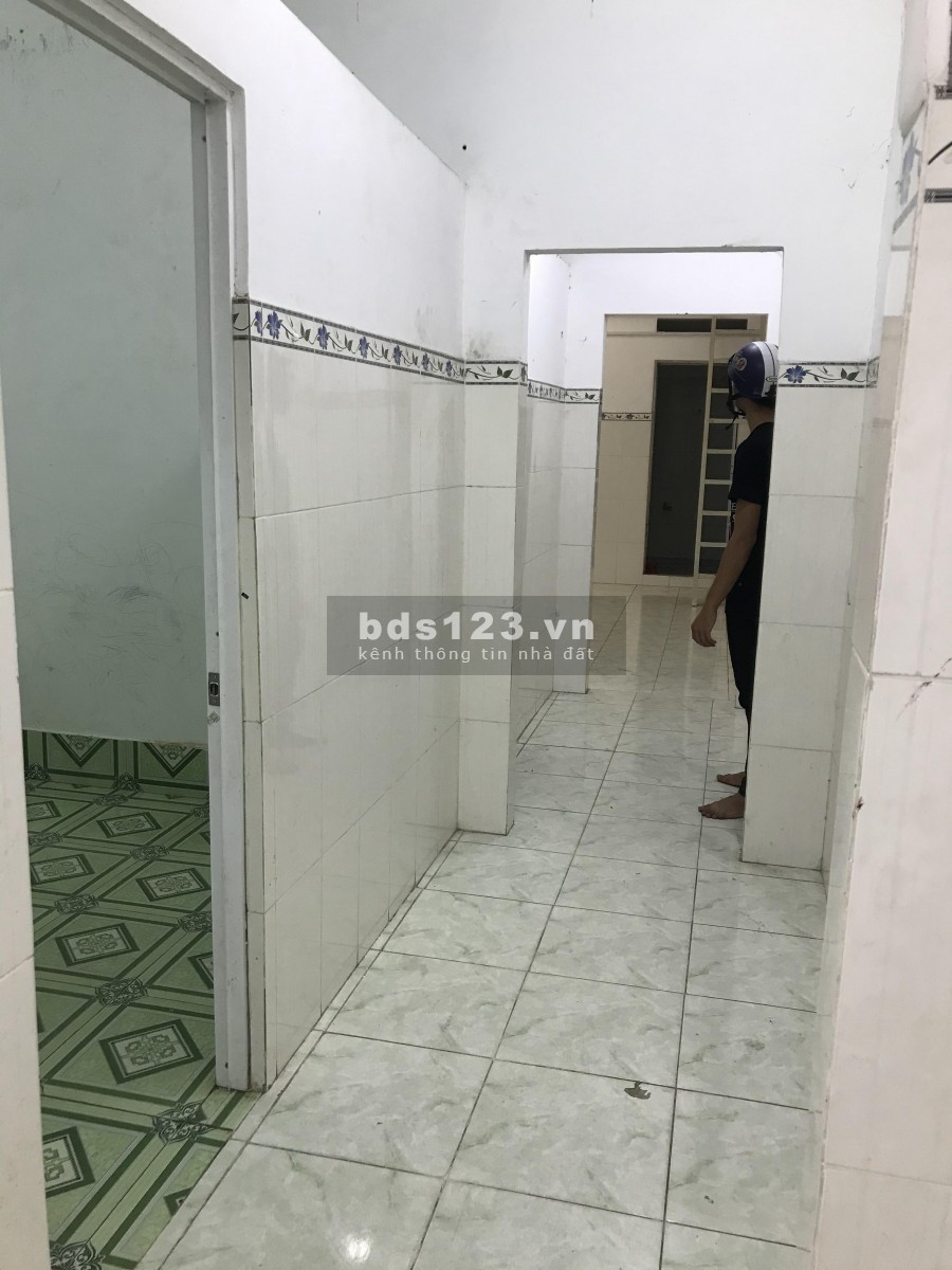 Nhà Nguyên Căn Đường Số 7, Quận 9, diện tích sử dụng 70m², cọc 1 tháng