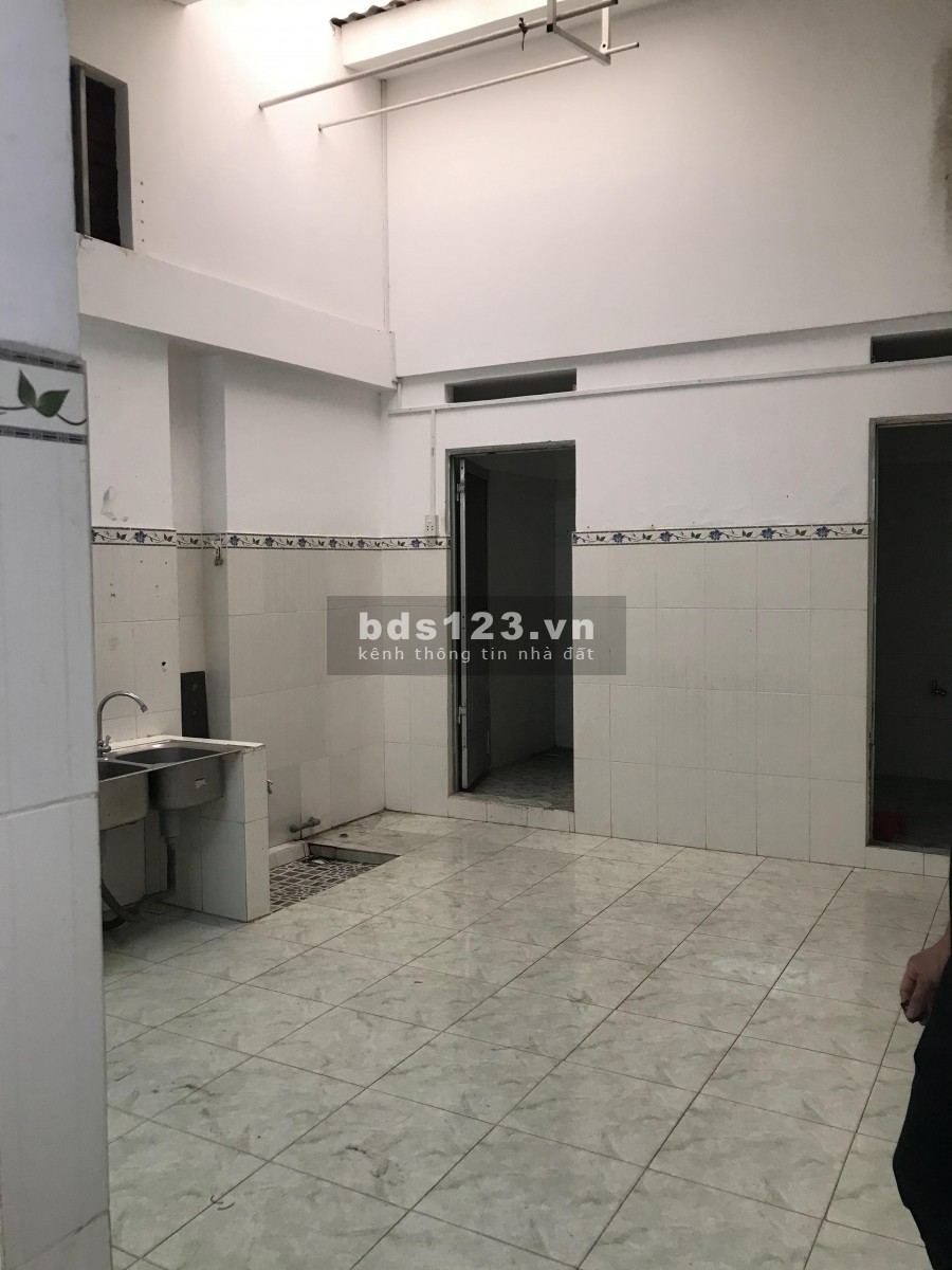 Nhà Nguyên Căn Đường Số 7, Quận 9, diện tích sử dụng 70m², cọc 1 tháng