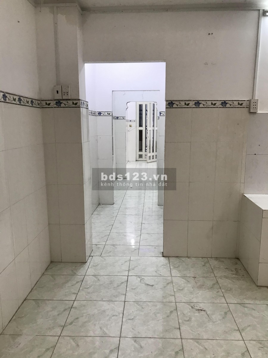 Nhà Nguyên Căn Đường Số 7, Quận 9, diện tích sử dụng 70m², cọc 1 tháng