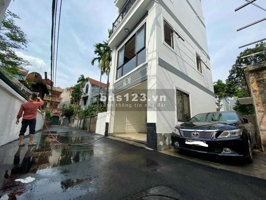 Bán nhà nguyên căn Ngọc Thụy dt 47m2, 6 tầng thang máy ô tô ngủ trong nhà