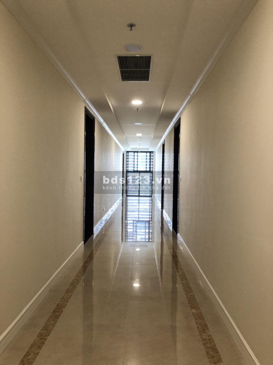 Bán chung cư cao cấp D'Eldorado, căn góc, tầng cao, 70m2 liên hệ: 0972933496