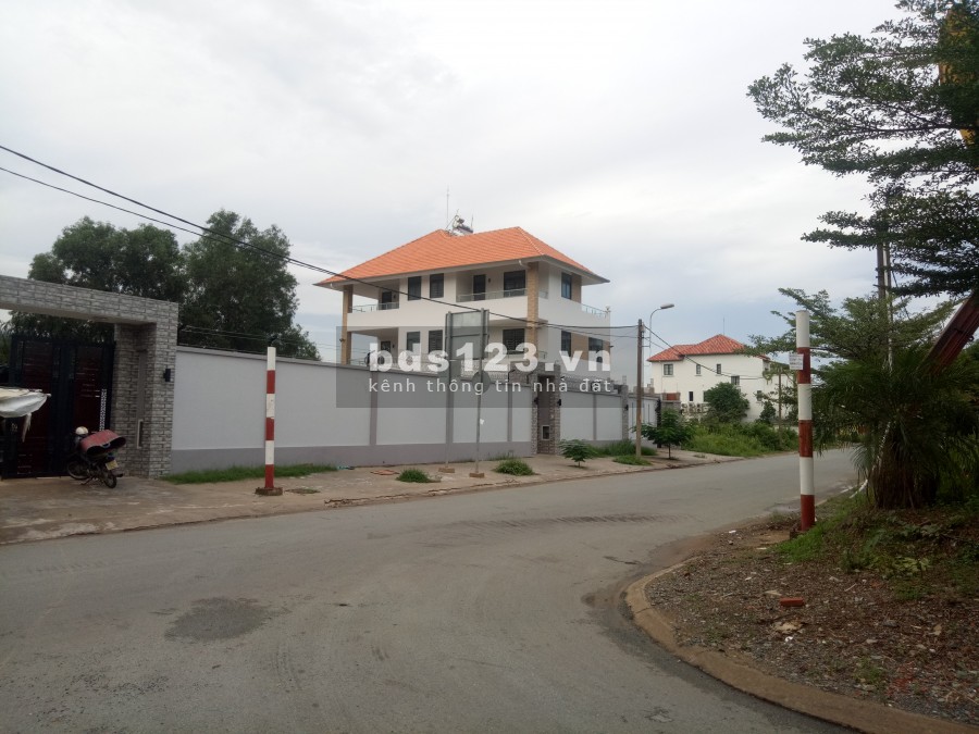 Siêu Phẩm Q2 - CHÍNH CHỦ BÁN 294 m2 ĐẤT BIỆT THỰ 75 Tr/m2