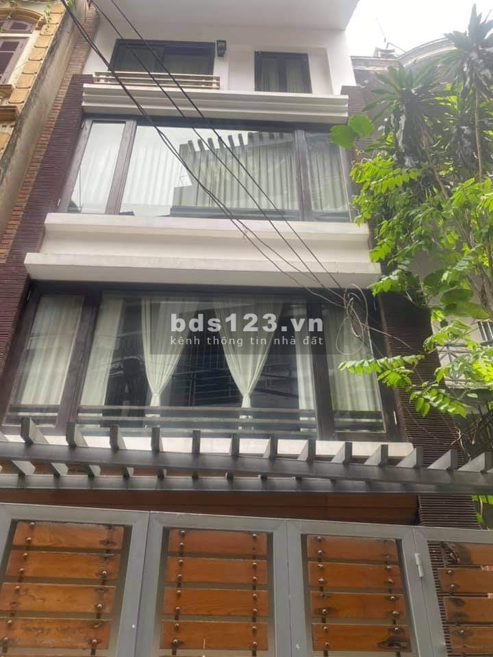 Biệt thự Cầu Giấy. 80mX5.2mMT. Dành cho khách cần sự yên tĩnh. Giá 13.6 tỷ.