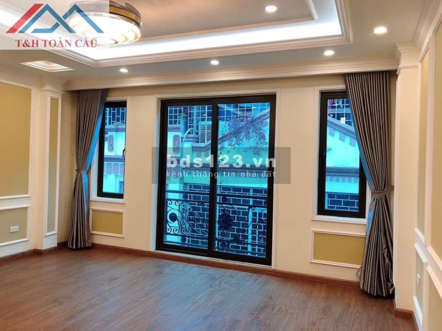 Bán nhà phân lô đẹp Trung Kính 45m2 x 7 tầng, mặt tiền 5m thang máy Gara ô tô, giá 10 tỷ 2