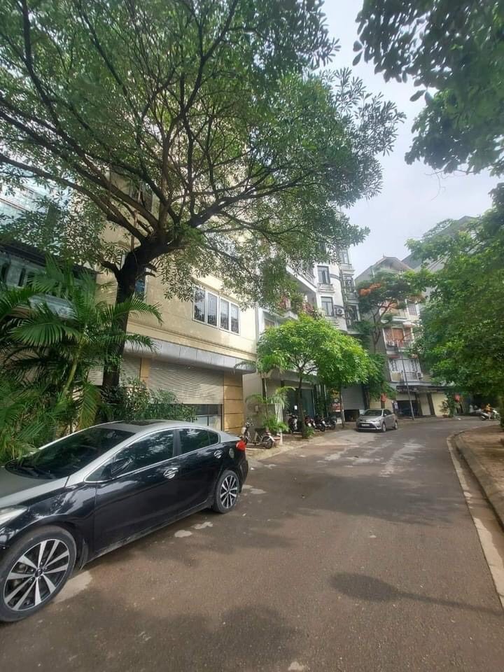 Bán gấp nhà Văn Chương, 30m2 5T, thang máy, ôtô, 2 thoáng, KD đỉnh, nhỉnh 7 tỷ (có thương lượng)
