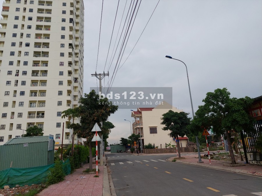 Lô mặt tiền Kdc Phúc Đạt P. Tân Đông Hiệp thành phố Dĩ An, giá 2.65 tỷ