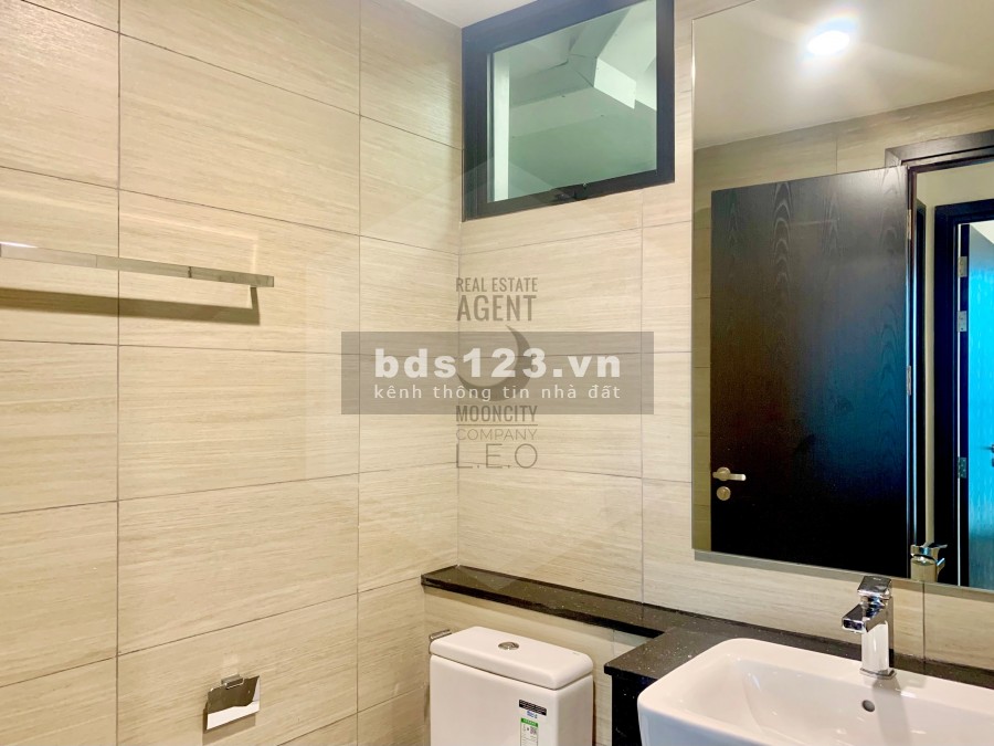 Cho thuê căn hộ cao cấp 2 phòng ngủ, có sẵn đầy đủ nội thất, dt 76m2