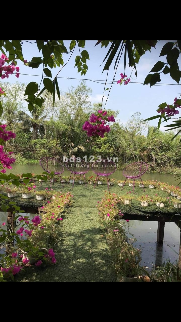 Bán khu du lịch đang hoạt động ổn định, giá bán 42 tỷ, sổ chính chủ