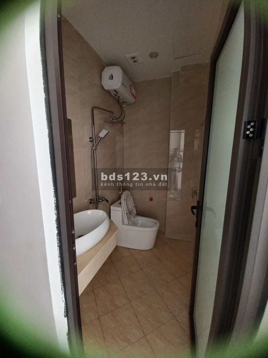 Bán Nhà An sinh Đặng Tiến Đông mới đẹp 35M x 5T, có thêm sân riêng 10m ra mặt phố, giá 4.7 tỷ