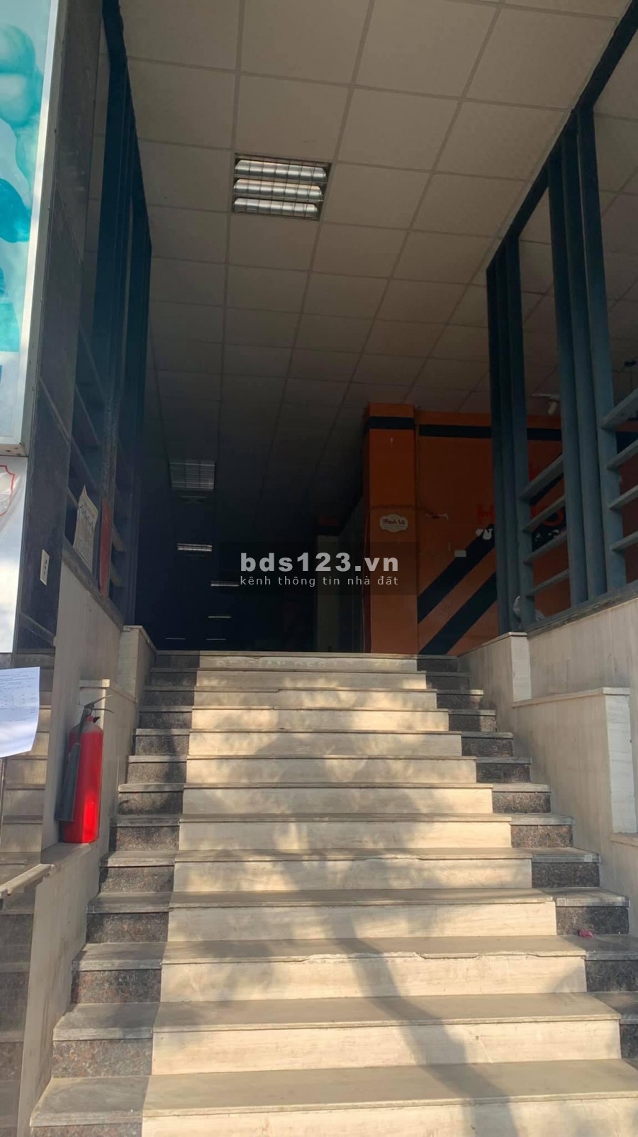 Cho thuê mặt bằng Vũ Tông Phan, diện tích 230m2, Giá 36 triệu/tháng