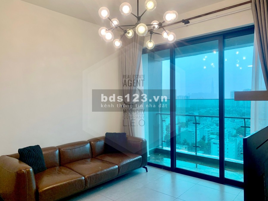 Cho thuê căn hộ cao cấp 2 phòng ngủ, có sẵn đầy đủ nội thất, dt 76m2