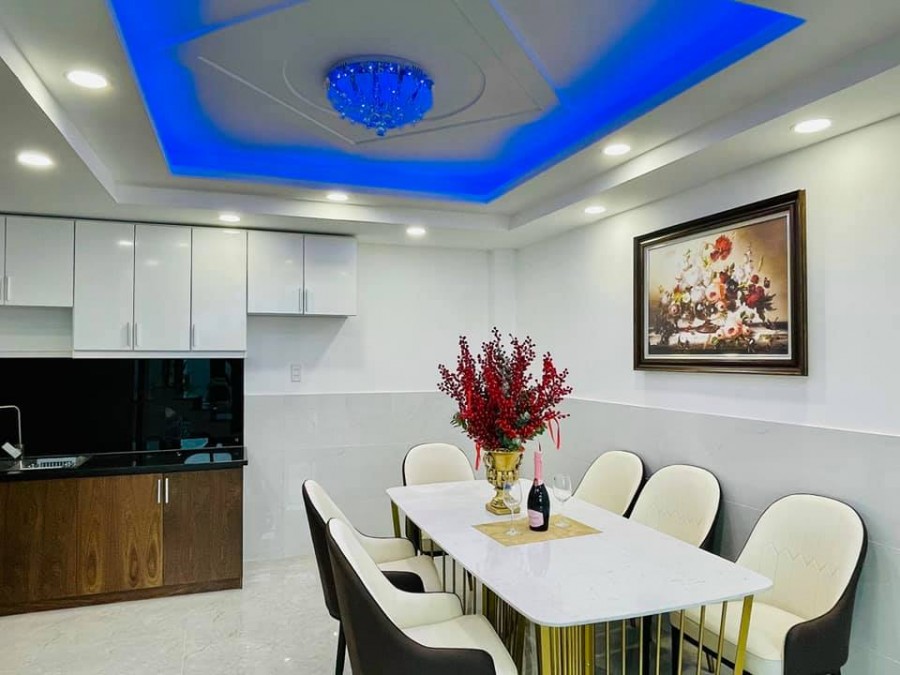 Bán Nhà Điện Biên Phủ, Quận 10, 3 Tầng, 2 Phòng Ngủ, giá bán 2 tỷ 8