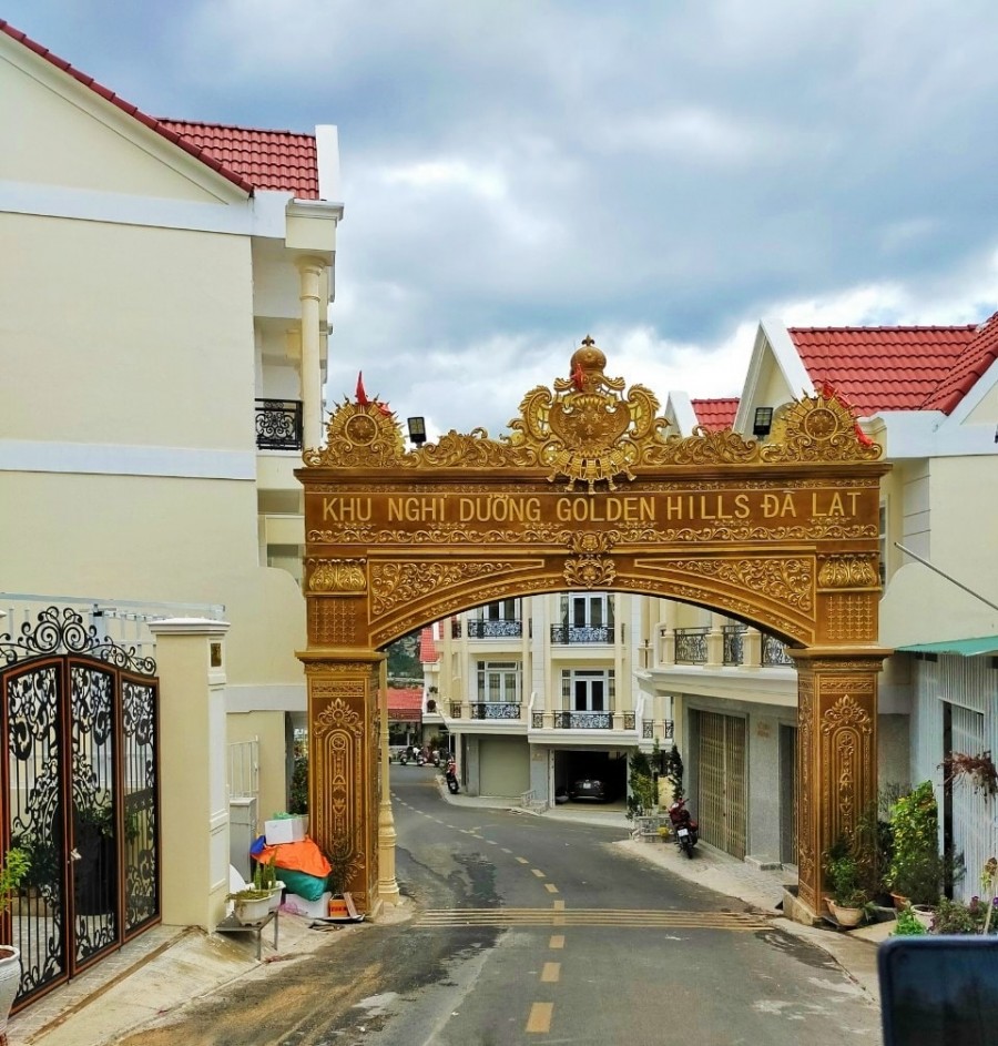 Cần bán căn biệt thự liền kế, nhà mới xây trong khu nghỉ dưỡng cao cấp Golden Hills