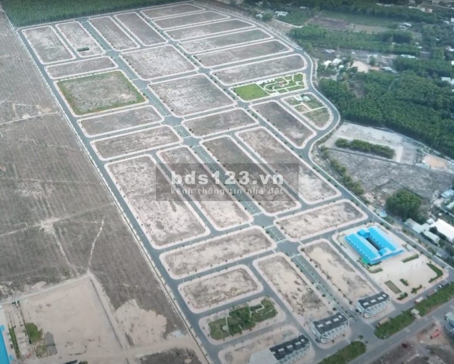 Cần tiền bán gấp lô 100m2 gần sân bay Long Thành chỉ 2,1 tỷ