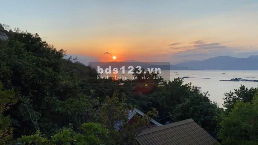 Bán khu nghĩ dưỡng Cam Ranh Khánh Hòa, giá bán 130 tỷ, lh 0376172828