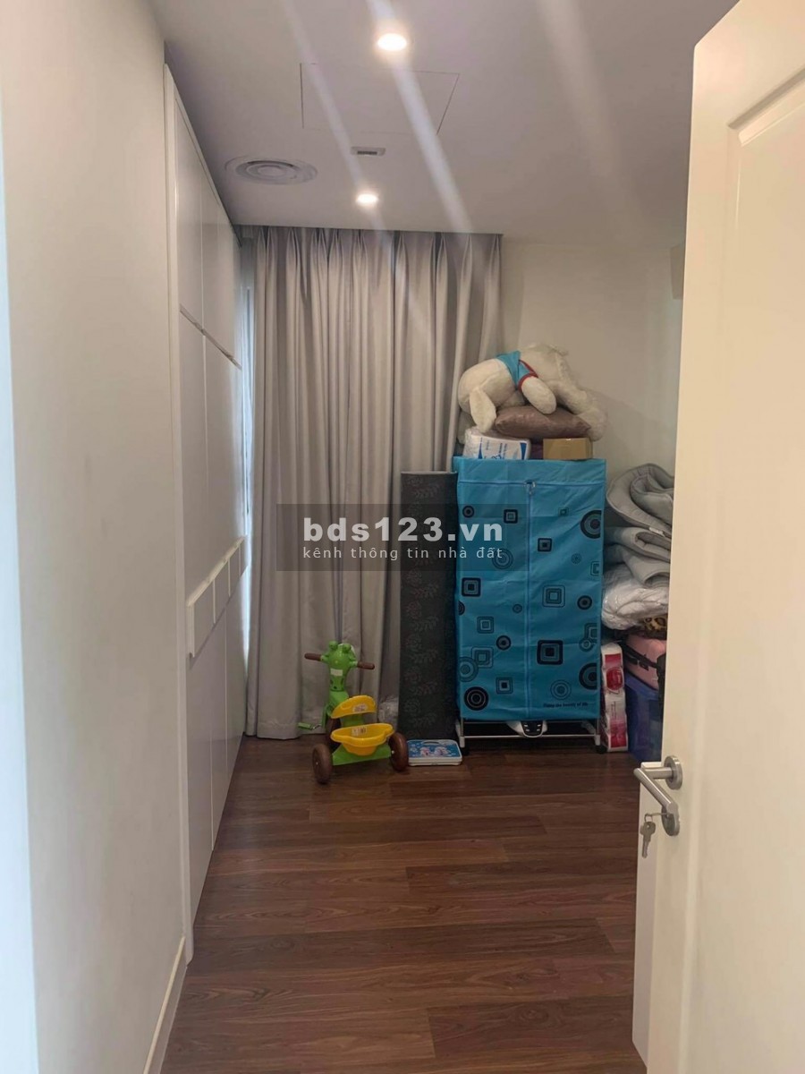 Bán chung cư cao cấp Imperia Garden 2 ngủ 76m2 tầng cao giá 2,7 tỷ LH: 0362936504