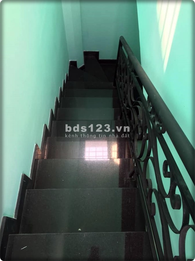 Bán nhà Nơ Trang Long Bình Thạnh 1 trệt 1 lầu lô góc 76m chỉ 5.2 tỷ.