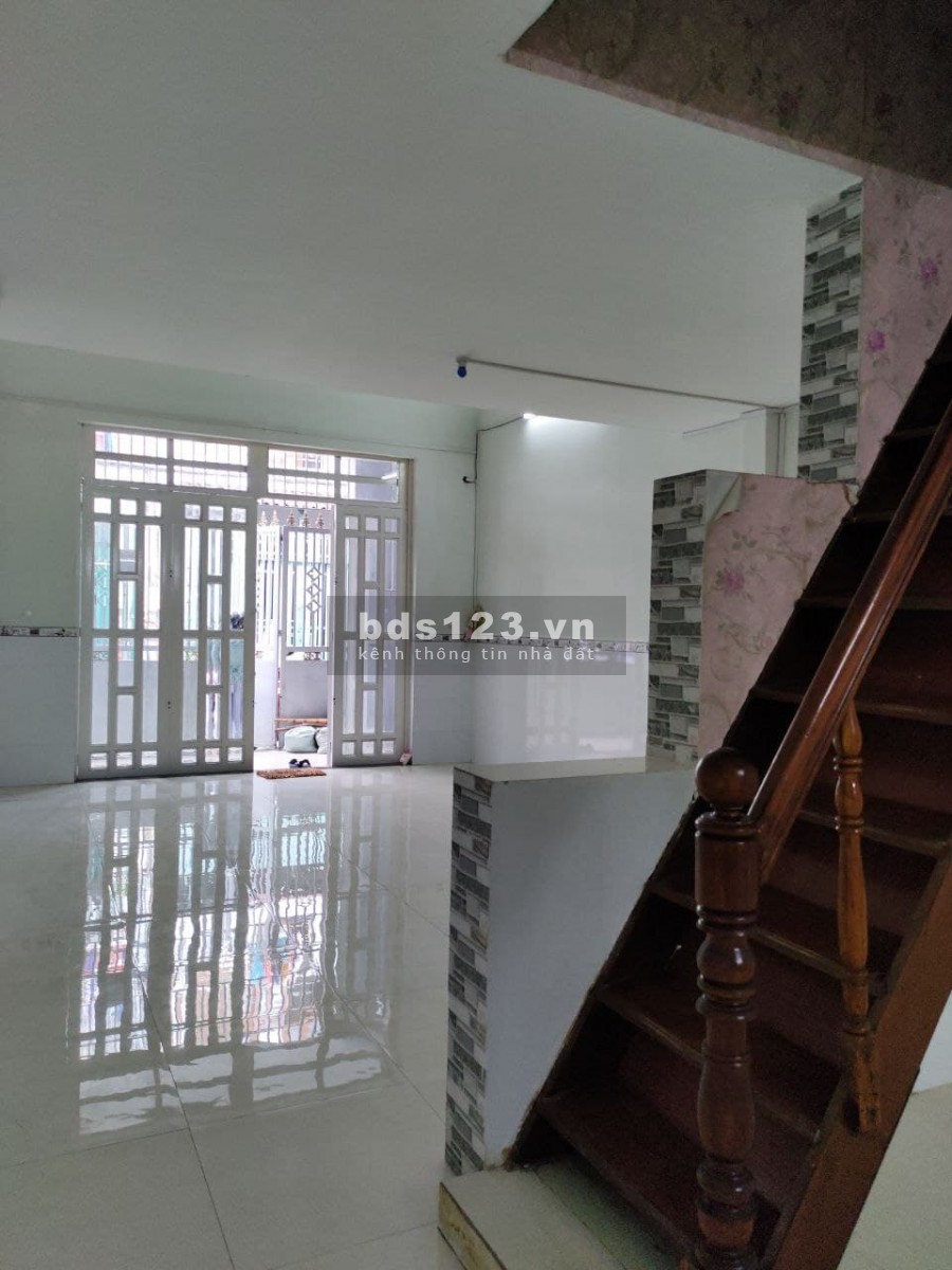 Nhà hiếm nở hậu 10m, dt 65m2, đường số 12, Bình Tân giáp Tân Phú, giá chỉ 3.6 tỷ