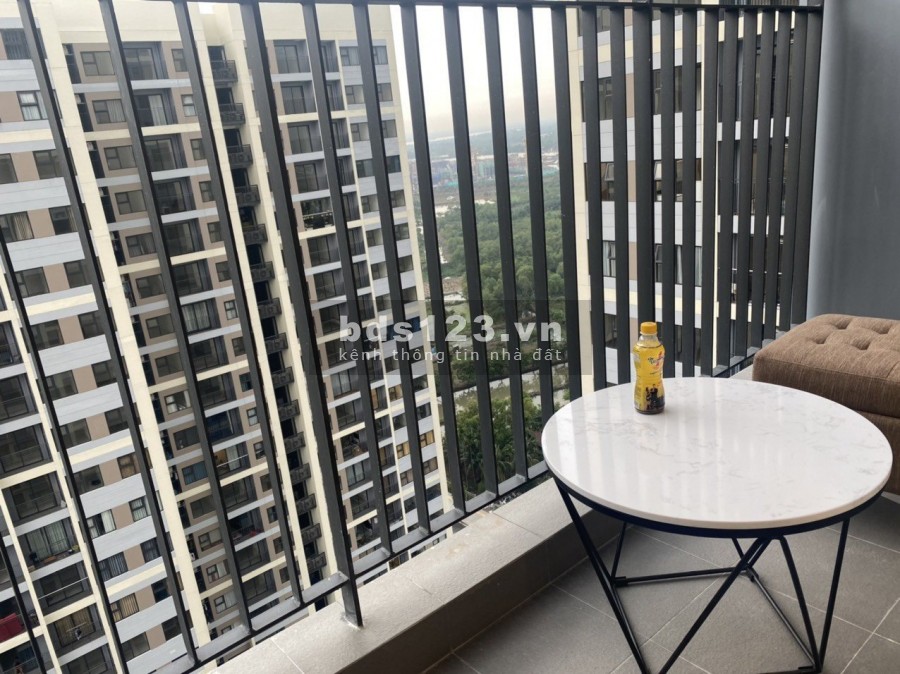 Cho thuê căn hộ 2 pn, 2 wc, dt 70m2, full nội thất, giá 8 triệu/tháng, lh 0398350648