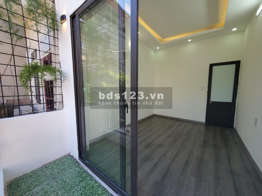 Bán nhà Minh Khai- Hoàng Mai. Gần phố lớn. Diện tích 55m2. Giá: 4,5 tỷ