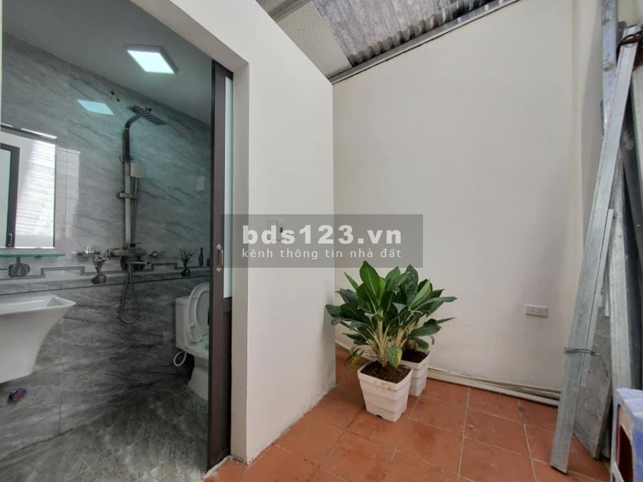 Bán nhà Minh Khai- Hoàng Mai. Gần phố lớn. Diện tích 55m2. Giá: 4,5 tỷ
