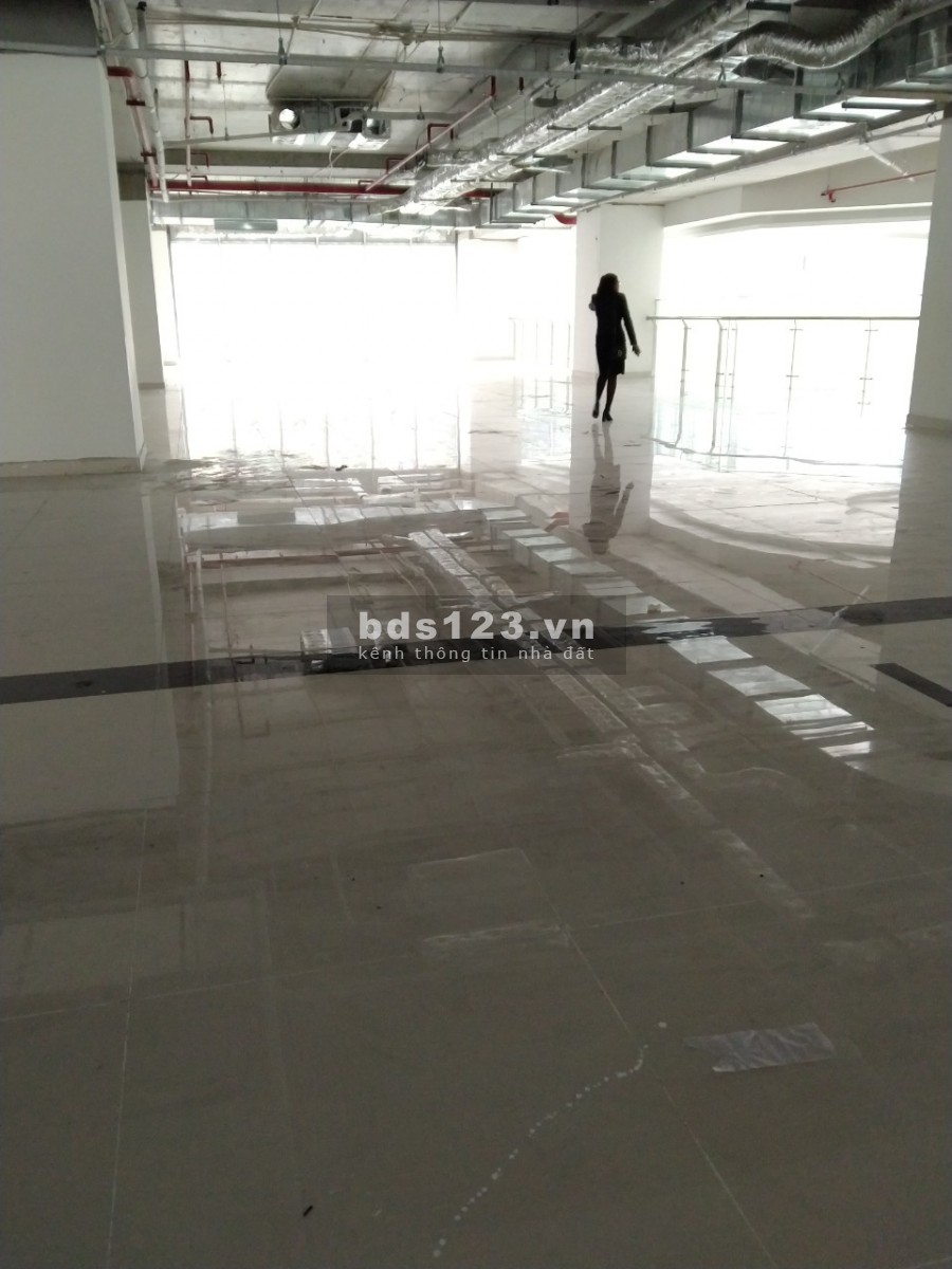 Cho thuê văn phòng DT 300m2, 500m2, 1000m2 tại Chân đế chung cư 35 Lê Văn Thiêm, Thanh Xuân, Hà Nội. LH.0866683628