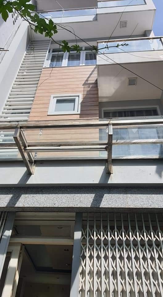Cần Bán gấp nhà hẻm 6m, Trần Bình Trọng Quận 10 giá 4 tỷ 8, diện tích 32m2