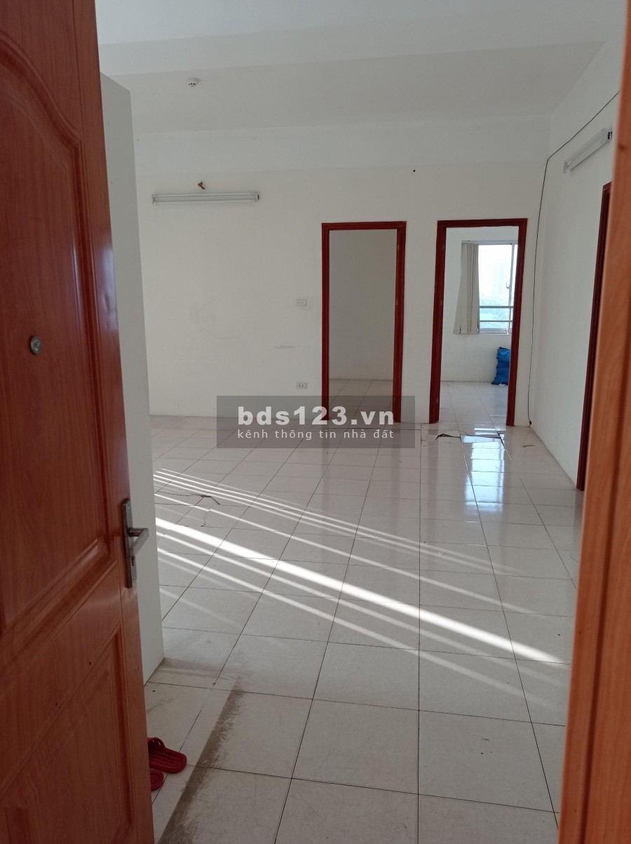 Hàng hiếm như cái nóng mùa hè! bán căn tầng trung tòa Licogi 12 Đại Từ dt 104 m2. sổ đỏ CC