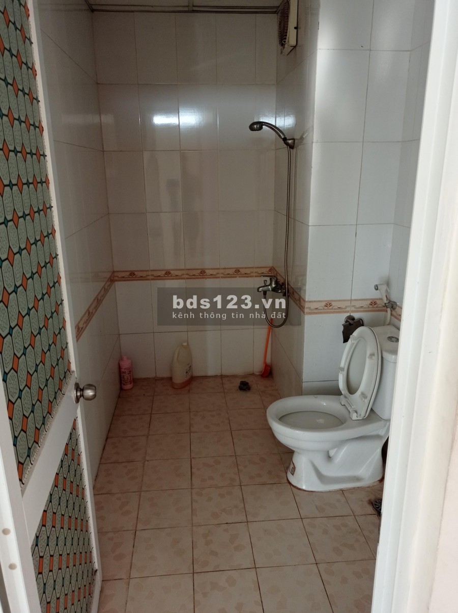 Hàng hiếm như cái nóng mùa hè! bán căn tầng trung tòa Licogi 12 Đại Từ dt 104 m2. sổ đỏ CC