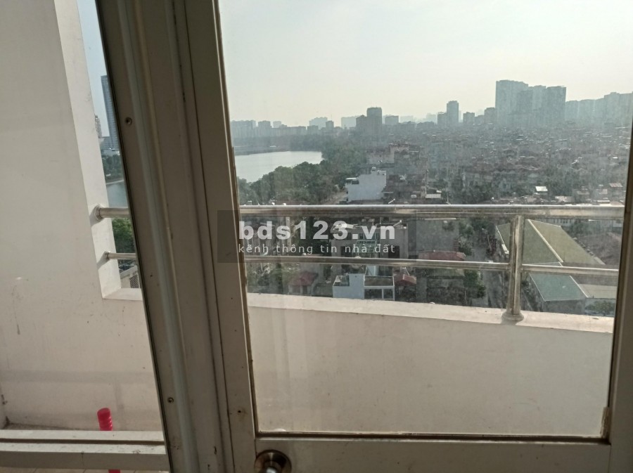 Hàng hiếm như cái nóng mùa hè! bán căn tầng trung tòa Licogi 12 Đại Từ dt 104 m2. sổ đỏ CC
