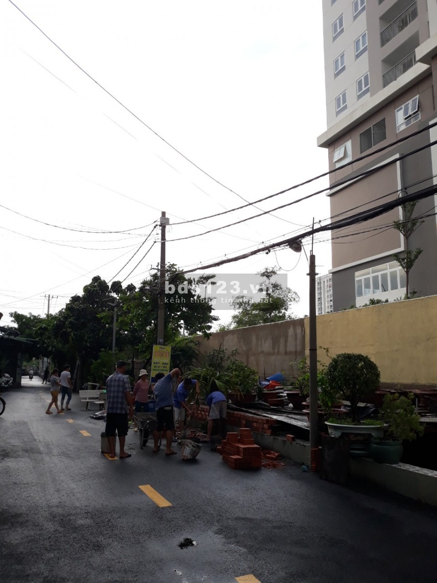 Cần vốn gấp để xoay sở trong mùa dịch nên ban nhà đã có sổ ở Thủ Đức, giá cả thương lượng, lh 0901188443
