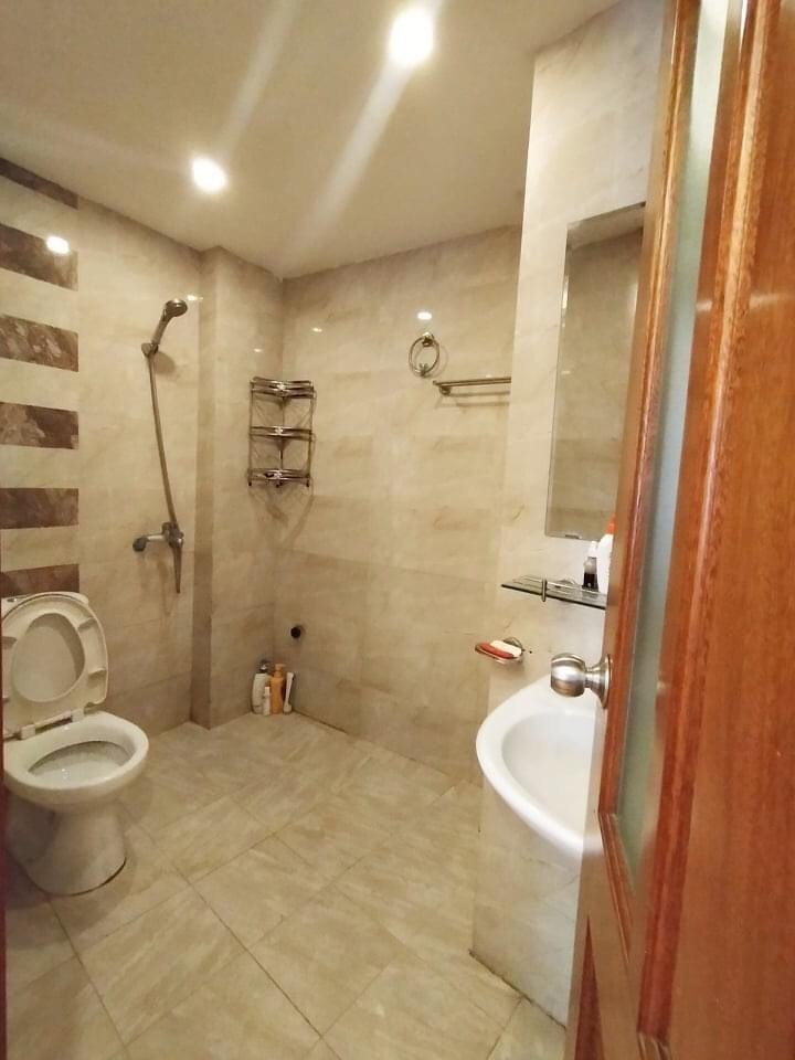 Bán nhà Giảng Võ, Ba Đình DT 65m2, 4T, Ô tô tránh, giá nhỉnh 7 tỷ, lhcc