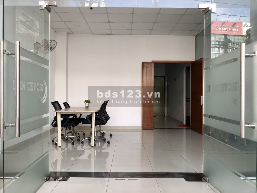 Tòa nhà G8 Golden cho thuê văn phòng tại 69/10 Nguyễn Gia Trí, P. 25, Quận Bình Thạnh, TP. HCM