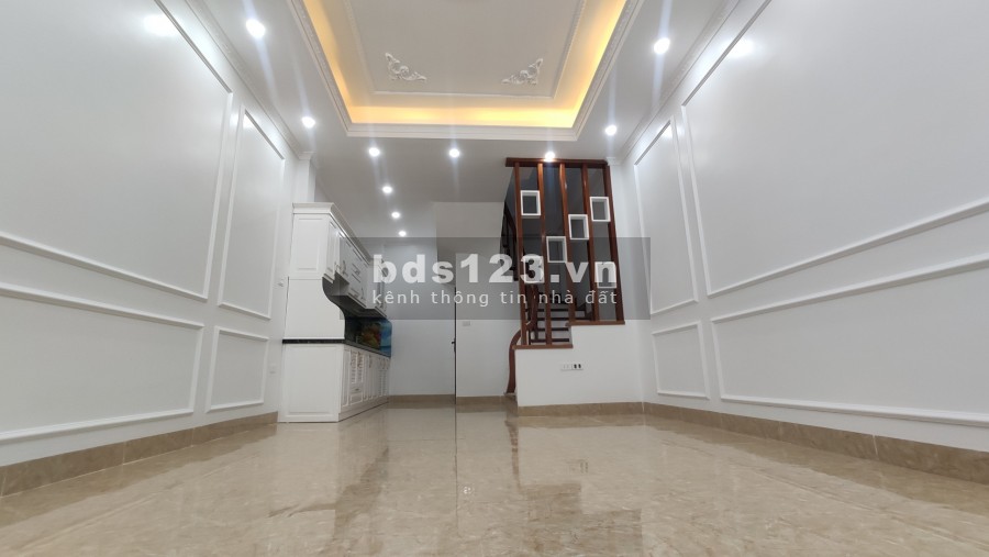 Siêu Phẩm bán nhà Cổ Nhuế, ô tô cách nhà 5m, giá bán nhỉnh 3 tỷ
