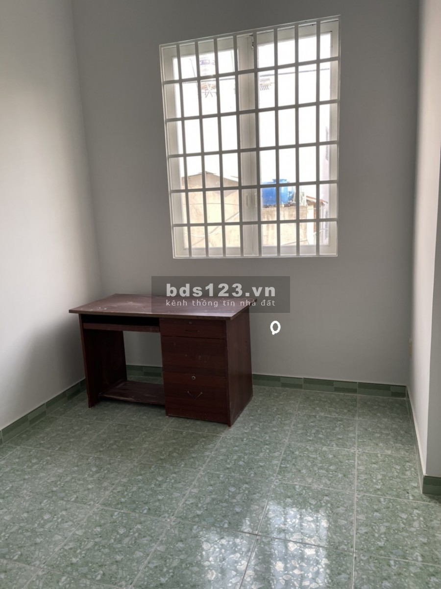 Nhà hẻm xe tải Tân Hương, 10x15m, 2 lầu, S.thượng, 4PN, 4WC