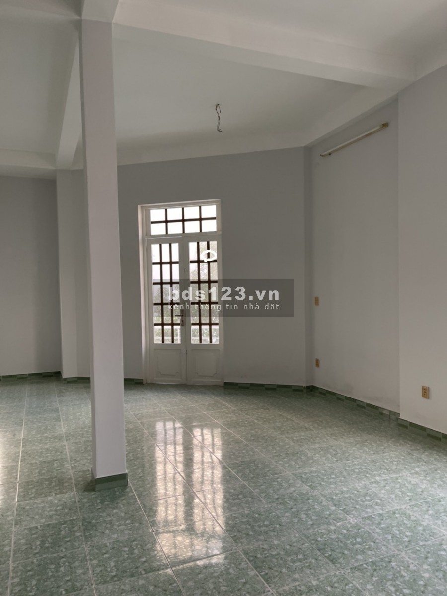 Nhà hẻm xe tải Tân Hương, 10x15m, 2 lầu, S.thượng, 4PN, 4WC