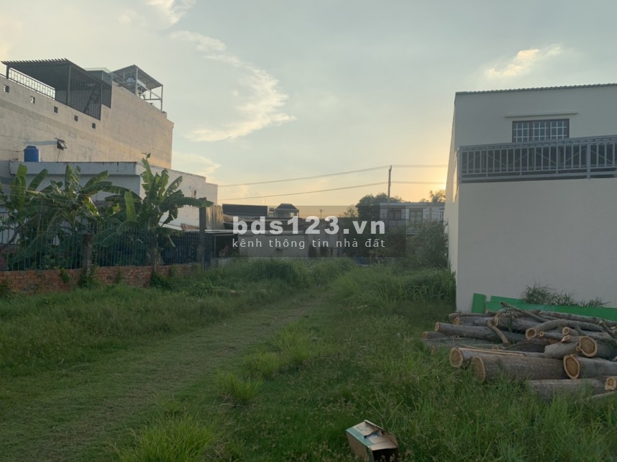 Cần bán lô đất mặt tiền 826C - Lê Văn Lương nối dài, giá bán 12.5 tỷ