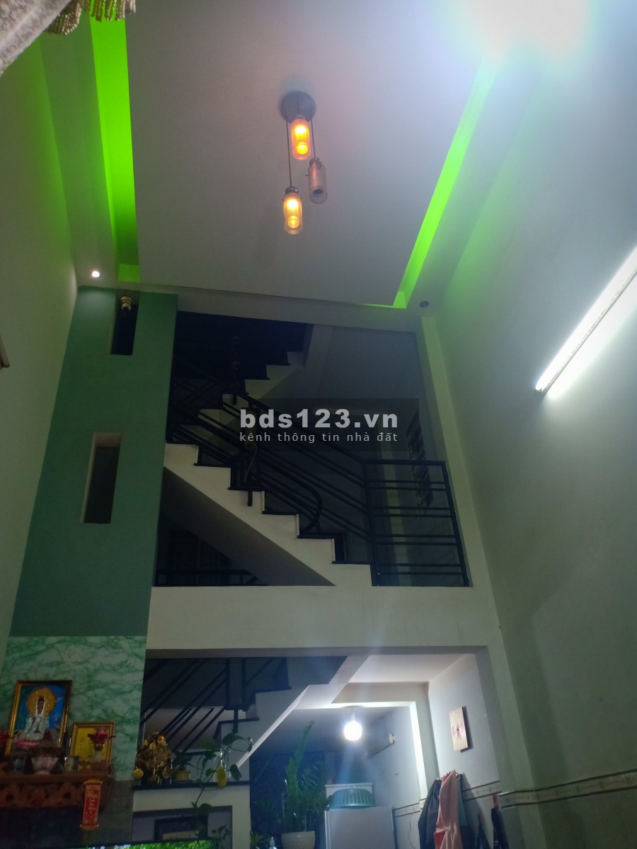 Bán nhà hẻm đường số 3, phường Tam Bình, shr, dt 3.2mx13m, nở hậu 3.5m, 1 trệt, 1 lầu, 1 lửng