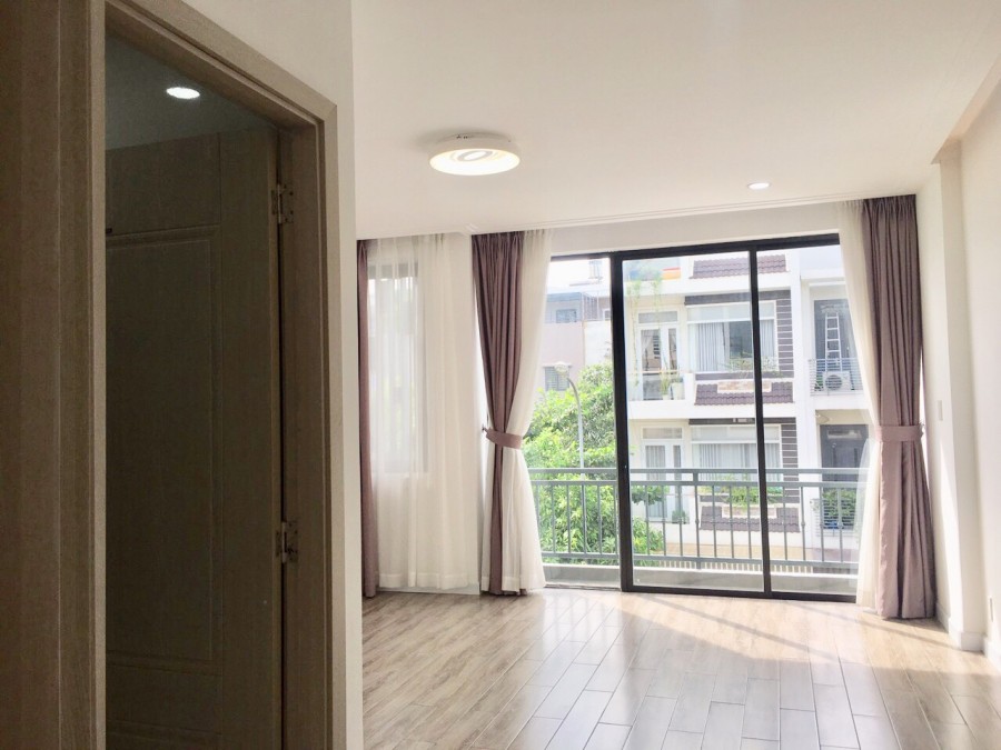 Bán nhà Đường Liên Phường Quận 9 giá tốt, duy nhất 1 căn, giá 7.95 tỷ