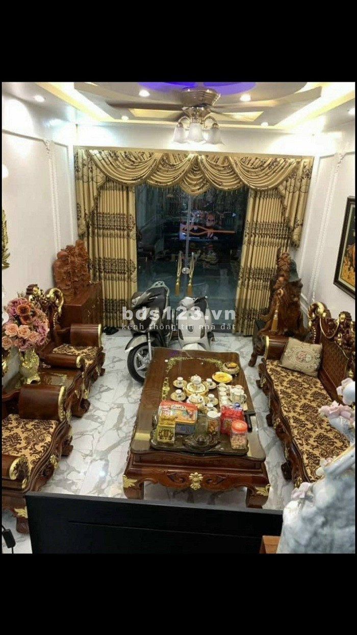 Bán nhà phố Thiên Hiền, View Thoáng, diện tích 42m2, giá 3.2 tỷ