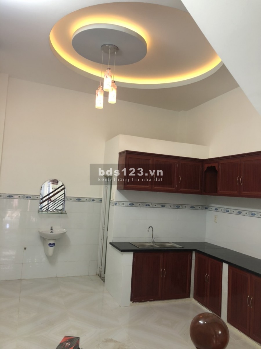 Cần bán gấp nhà hẻm 1/ đường Bình Trị Đông Bình Tân, lh 0936552322